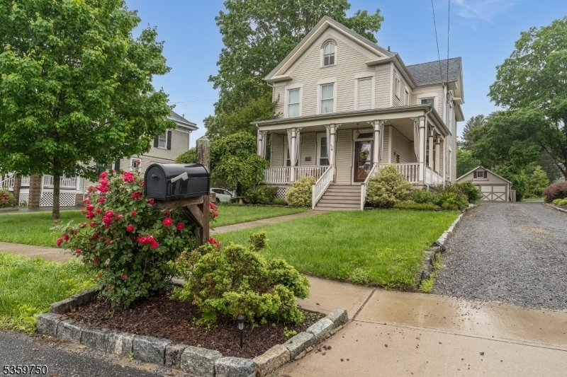 Property Photo:  9 Maple St  NJ 08833 