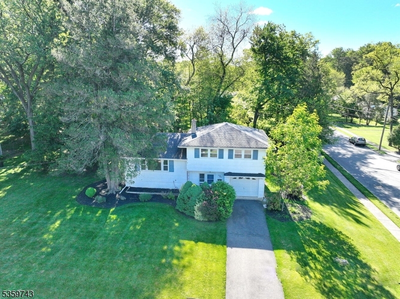 Property Photo: 38 Dante Pl NJ 07463