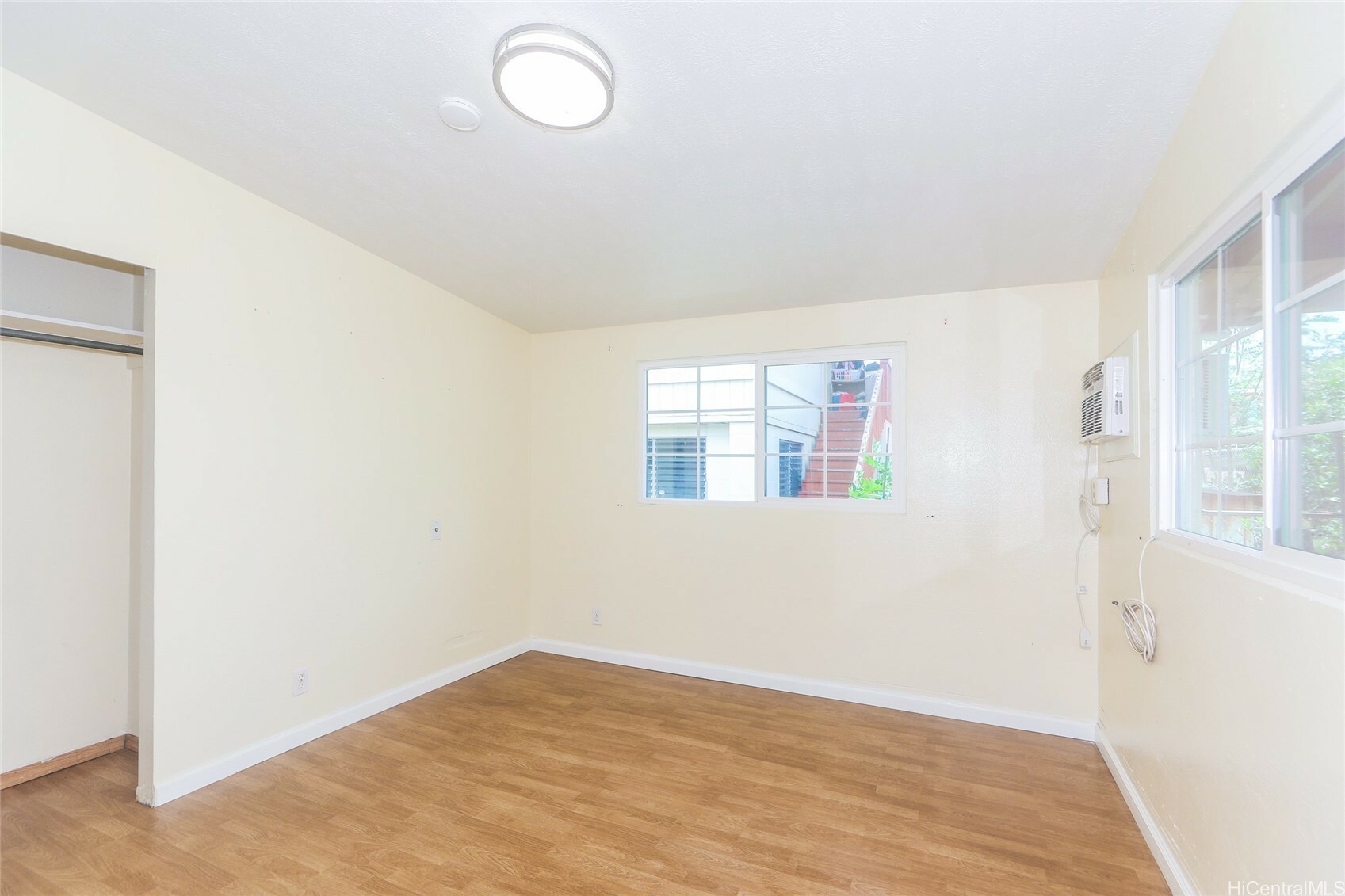Property Photo: 94-1190 Kahuanui Street HI 96797
