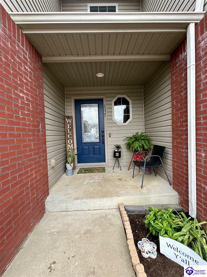 Property Photo:  137 Twin Lakes Drive  KY 40175 