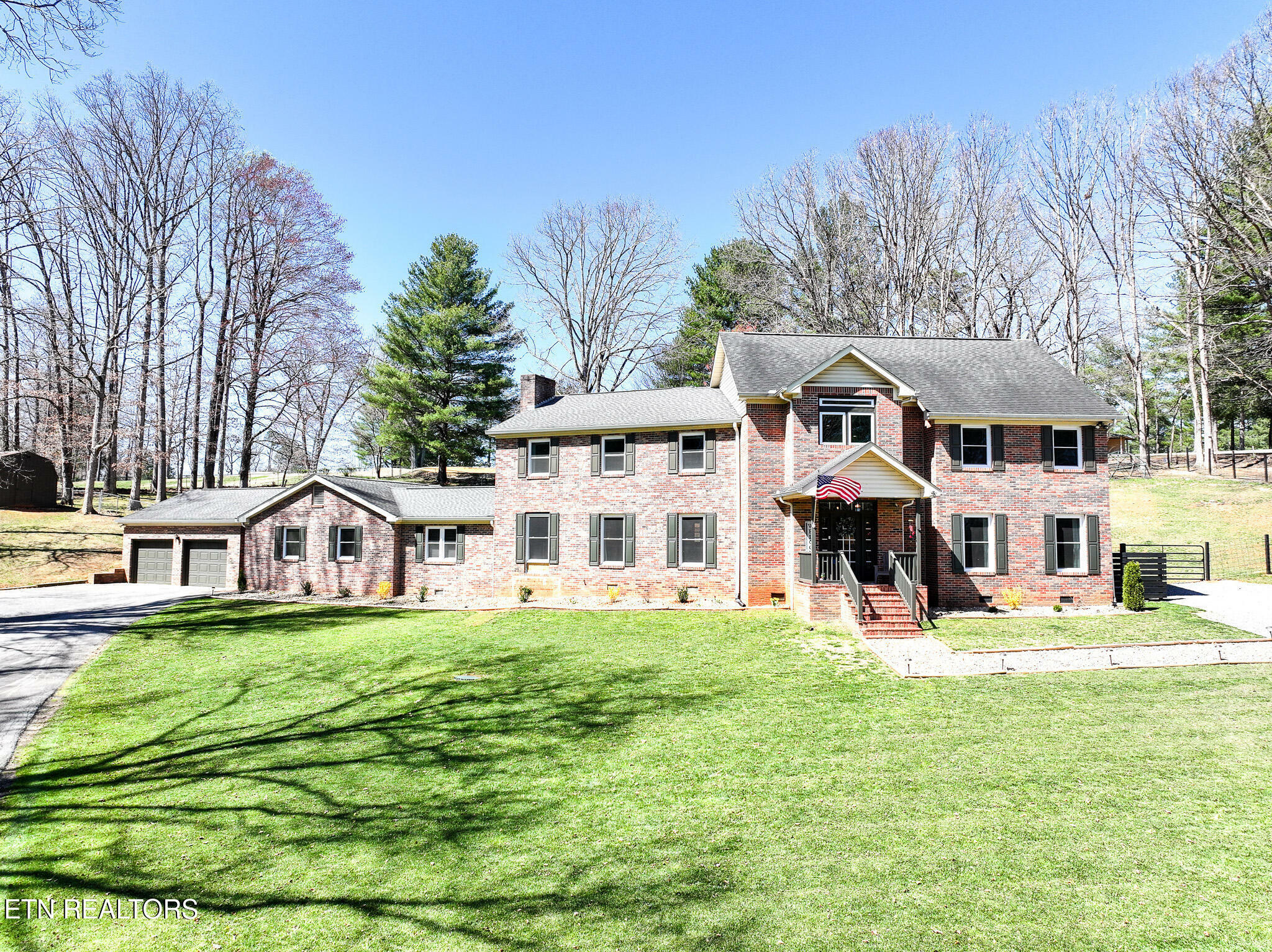 Property Photo: 45 Link Hills Circle TN 37743