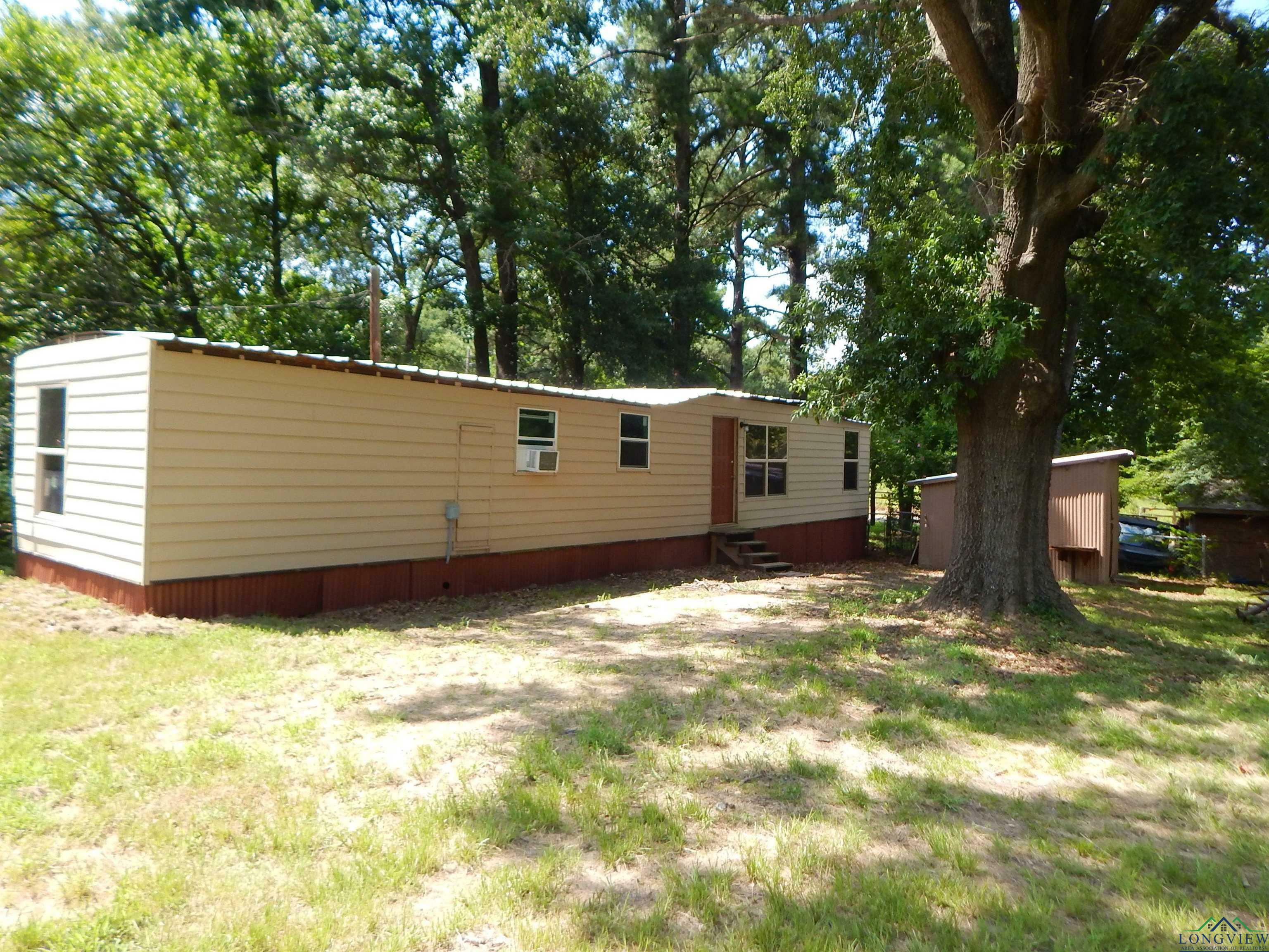 Property Photo: 214 Lawrence St. TX 75644