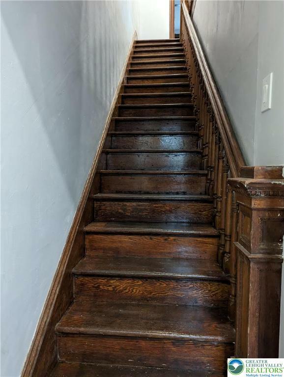 Property Photo: 136 S 8th Street 2nd Floor PA 18042