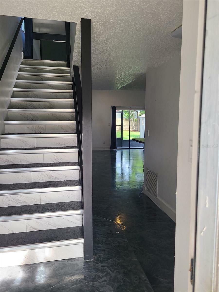 Property Photo: 2334 Pear Tree Court FL 32807