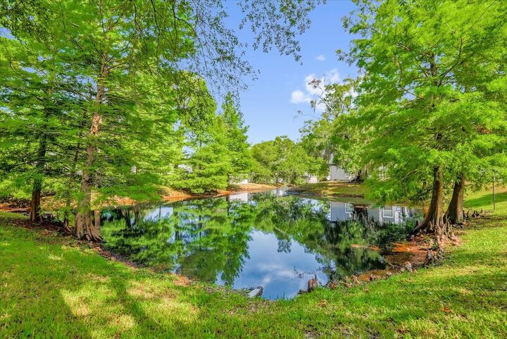 Property Photo: 935 Northern Dancer Way 107 FL 32707