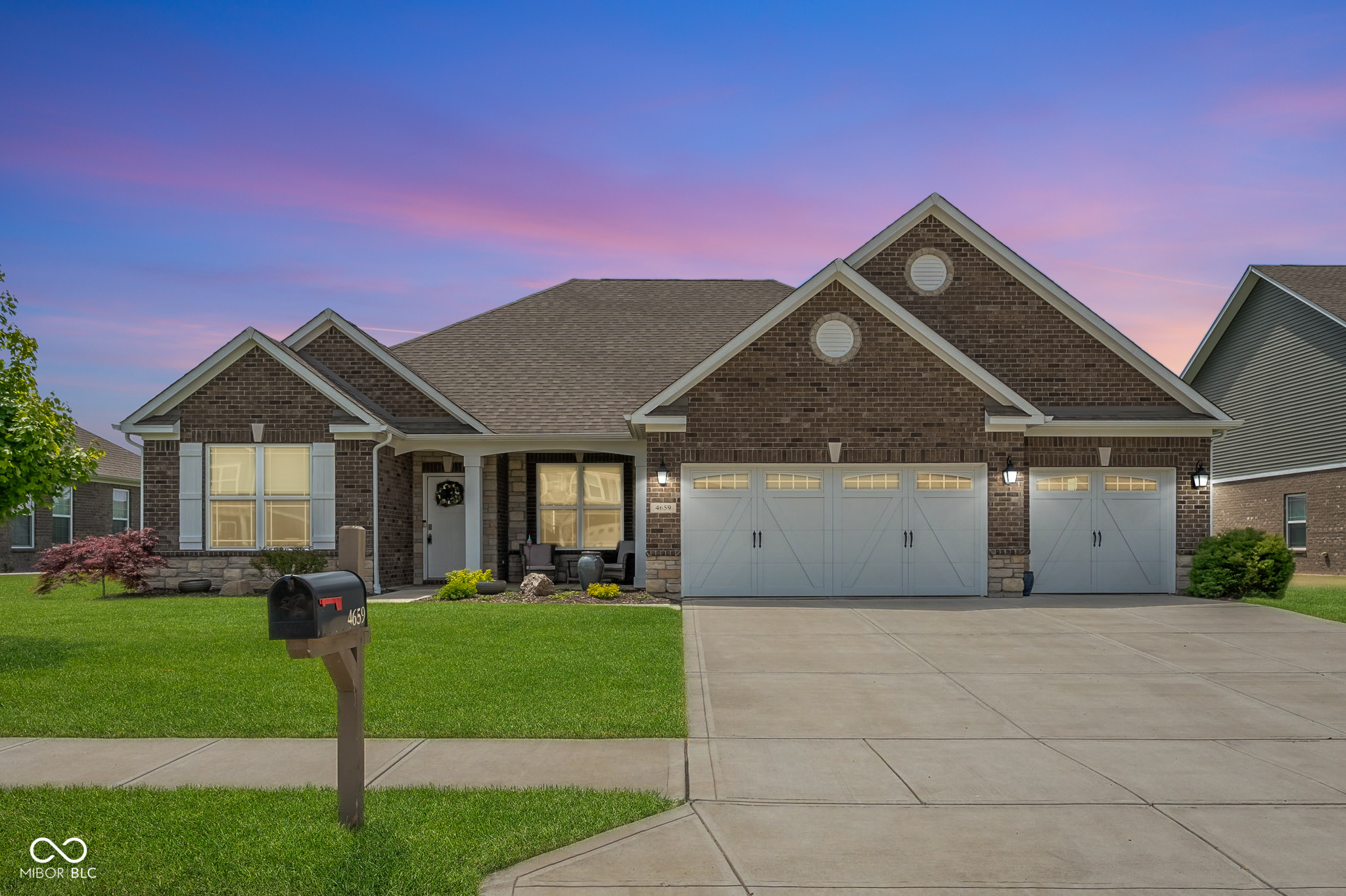 Property Photo: 4659 W Otway Lane IN 46163