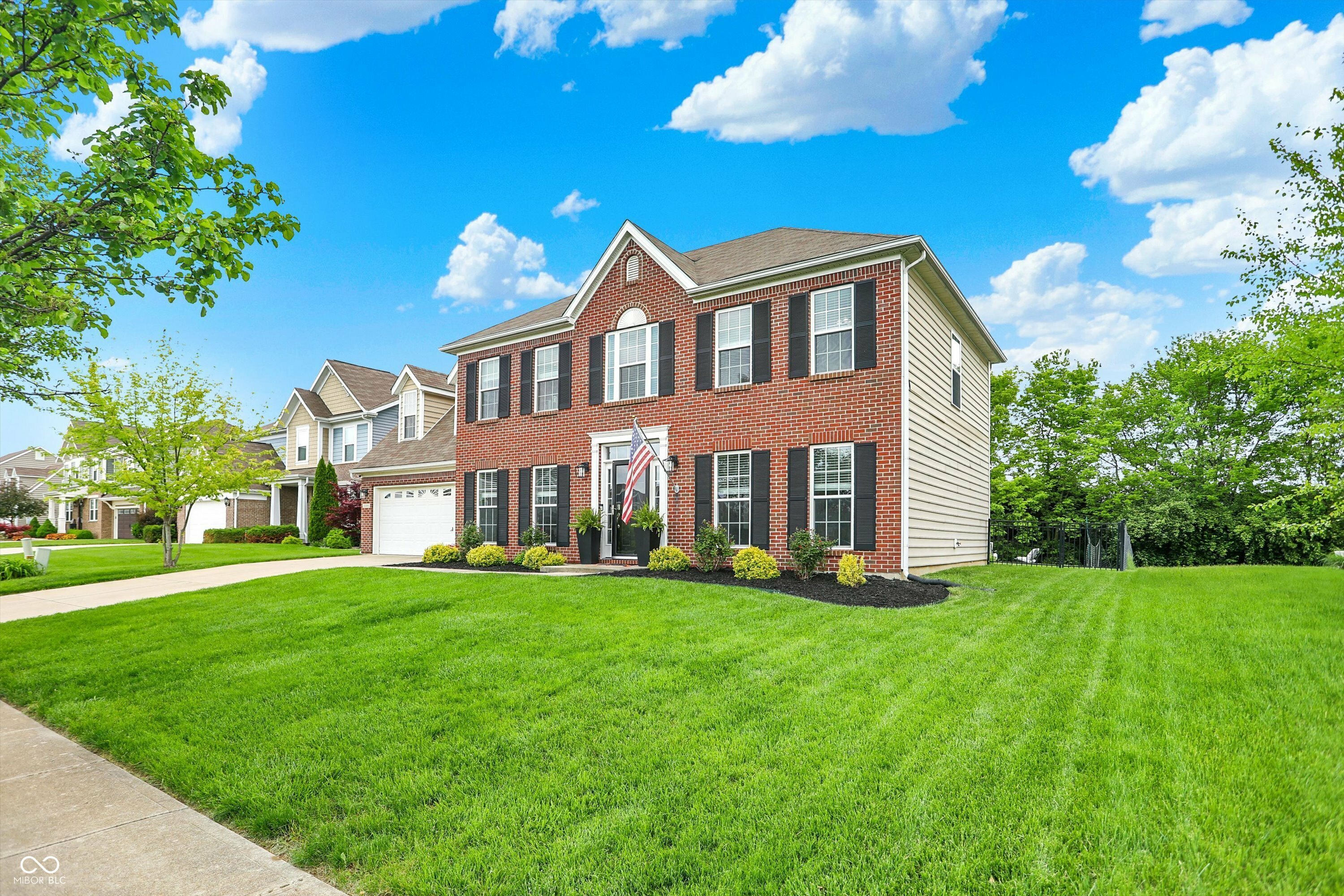 Property Photo: 5595 Auburndale Drive IN 46106