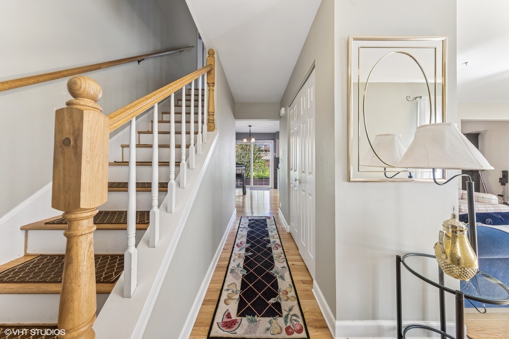 Property Photo: 121 S Parkside Avenue IL 60137