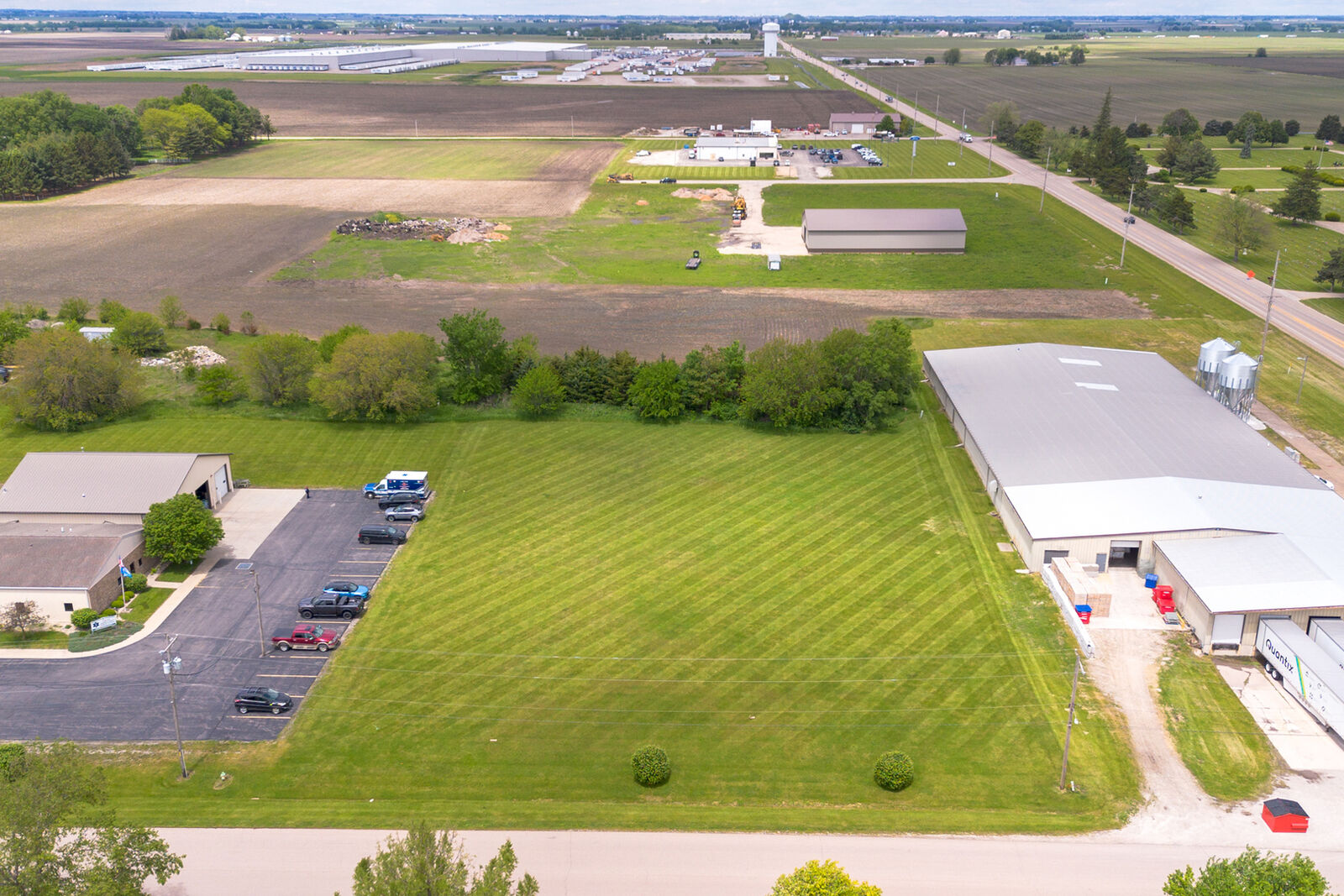 Property Photo:  2 Wolfers Industrial Drive  IL 61362 