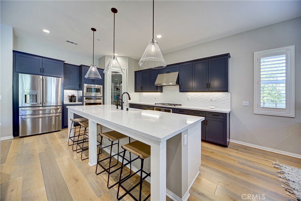 Property Photo: 39454 Chamise Street CA 92591