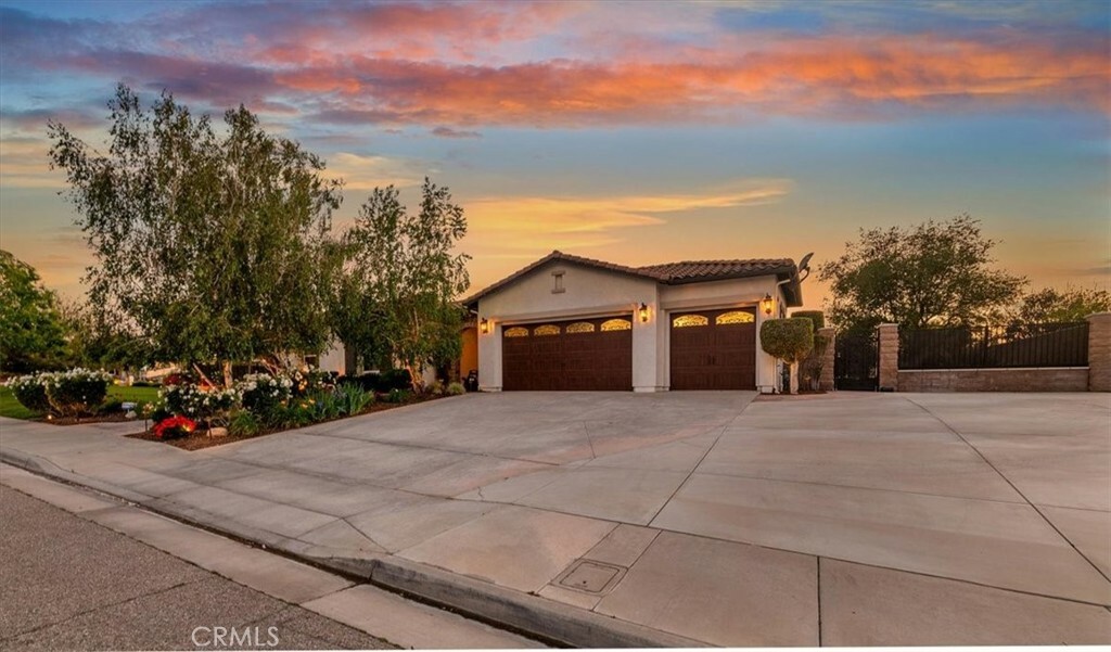 Property Photo: 8019 Horizon View Drive CA 92506