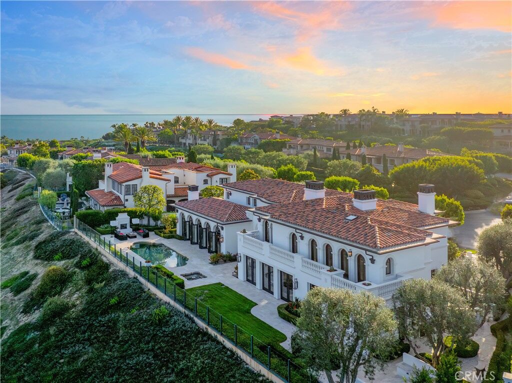 Property Photo:  28 Shoreridge  CA 92657 