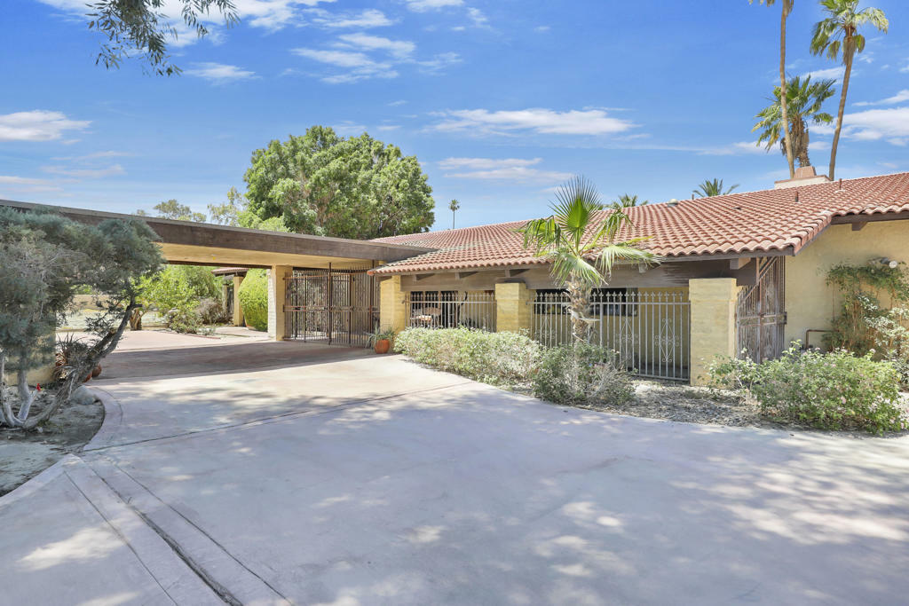 Property Photo: 43081 Port Maria Road CA 92203