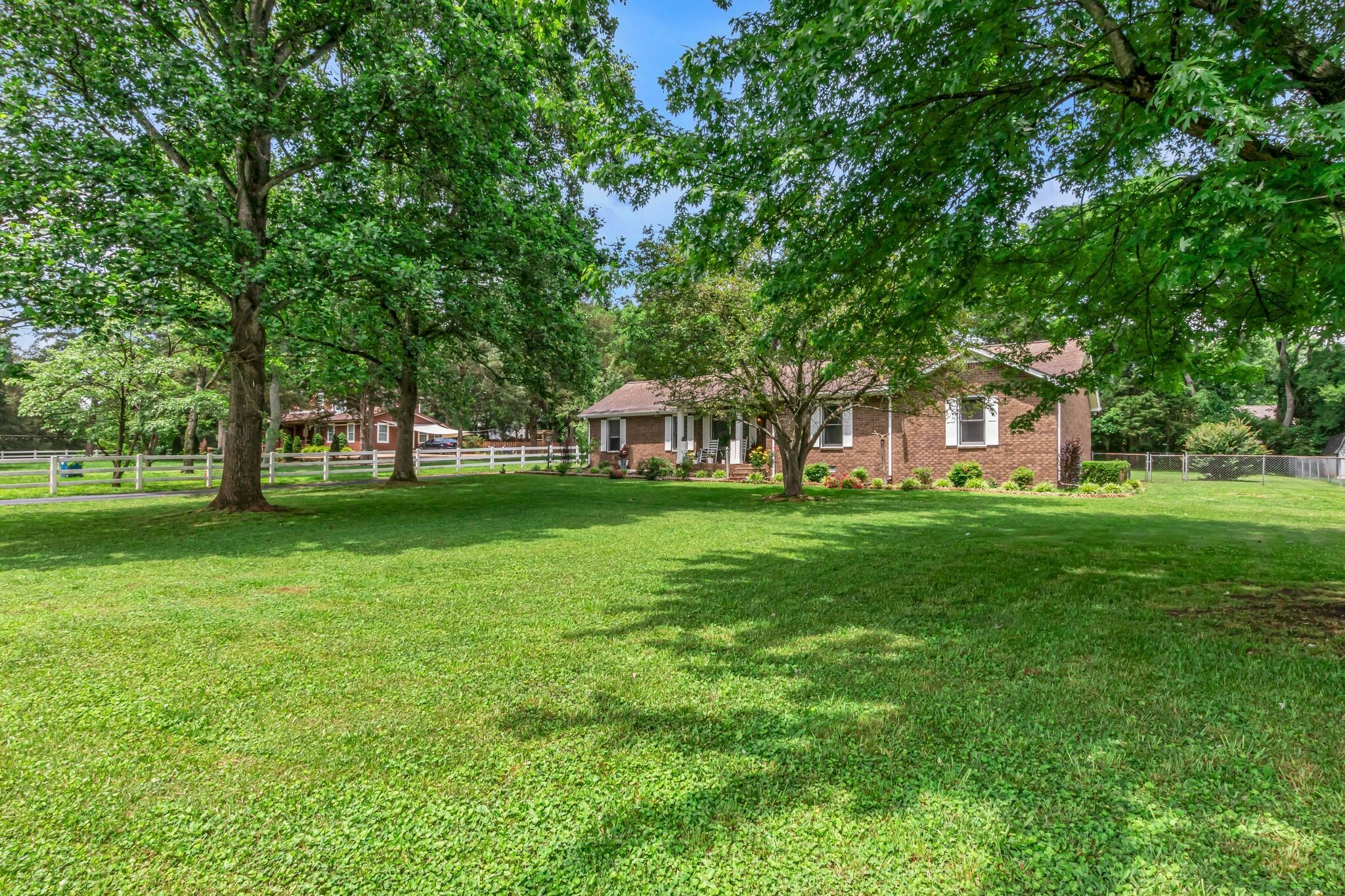 Property Photo: 4329 Meadowland Dr TN 37127