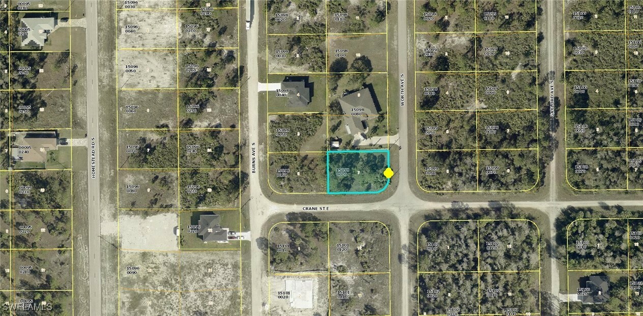 Property Photo: 838 Worth Avenue S FL 33974