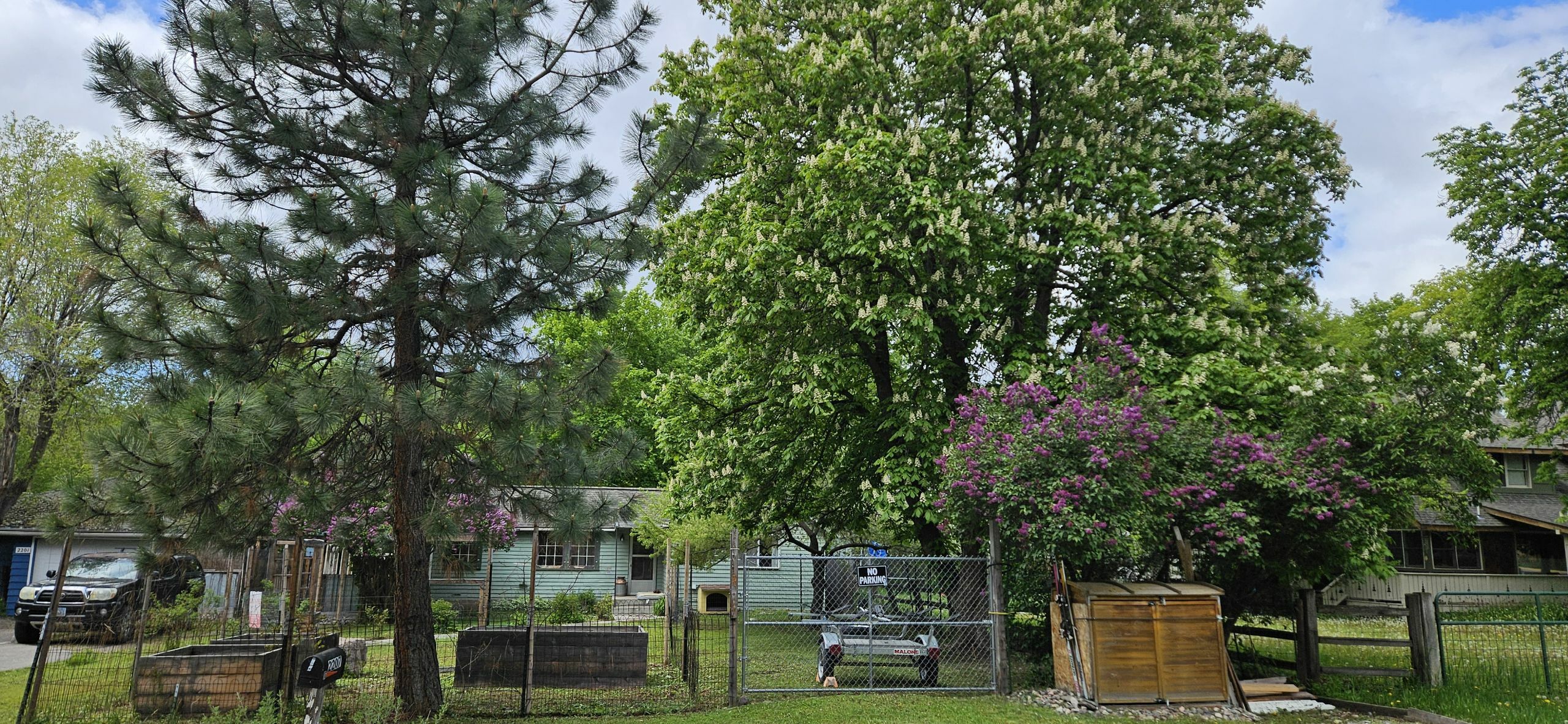 Property Photo: 2207 Wylie Avenue MT 59802