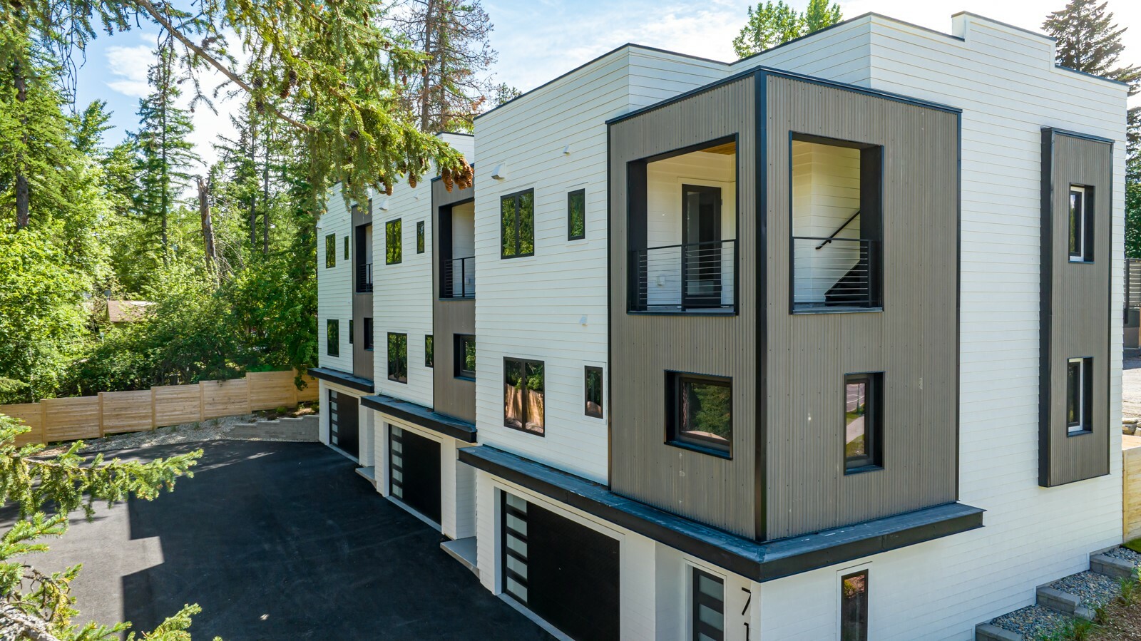 Property Photo:  713 W 2nd Street W  MT 59937 