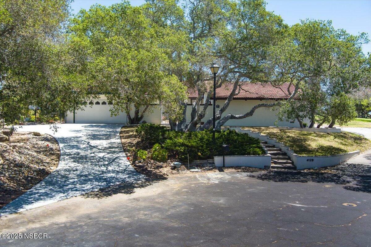 Property Photo: 4131 Oakwood Road CA 93436