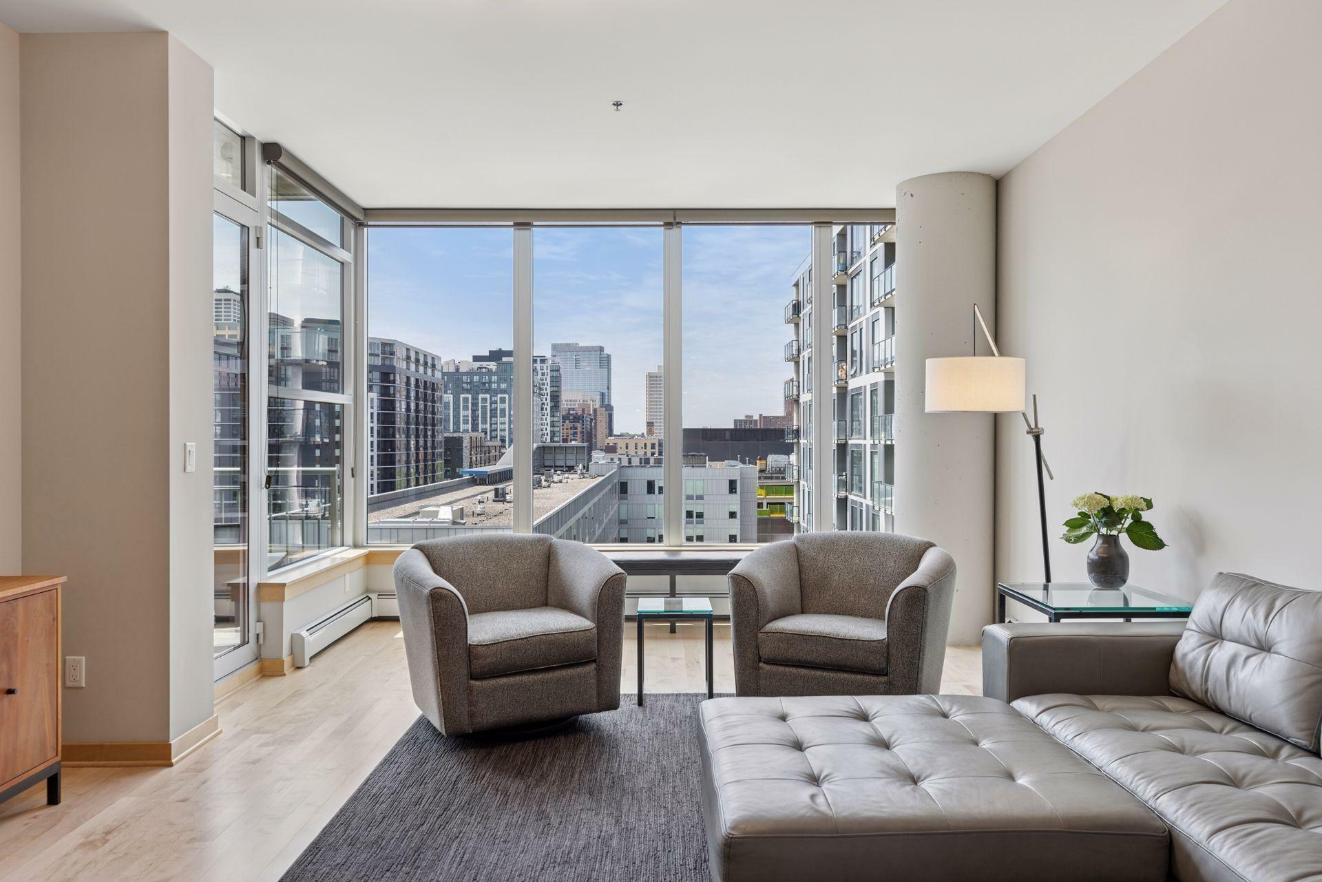 Property Photo: 215 10th Avenue S 723 MN 55415