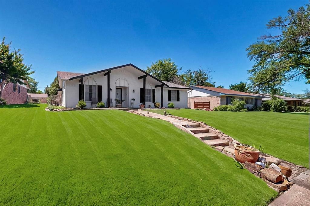 Property Photo: 2329 Greenhill Drive TX 75150