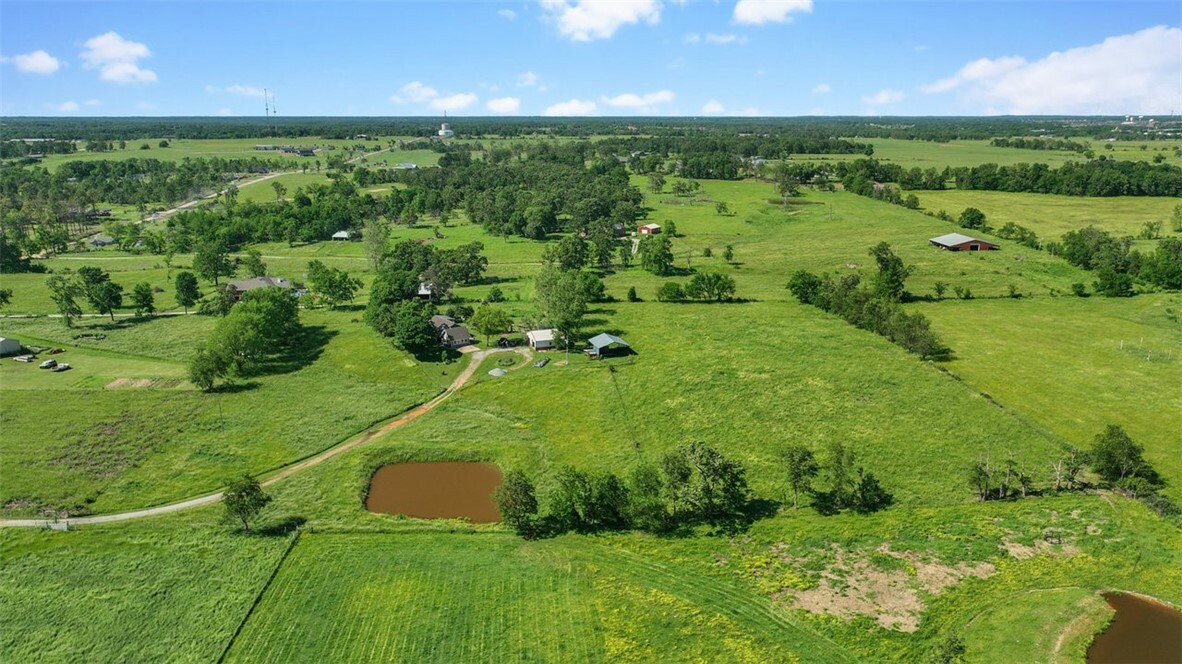 Property Photo: 8120 N Coffelt Cemetery Road AR 72713