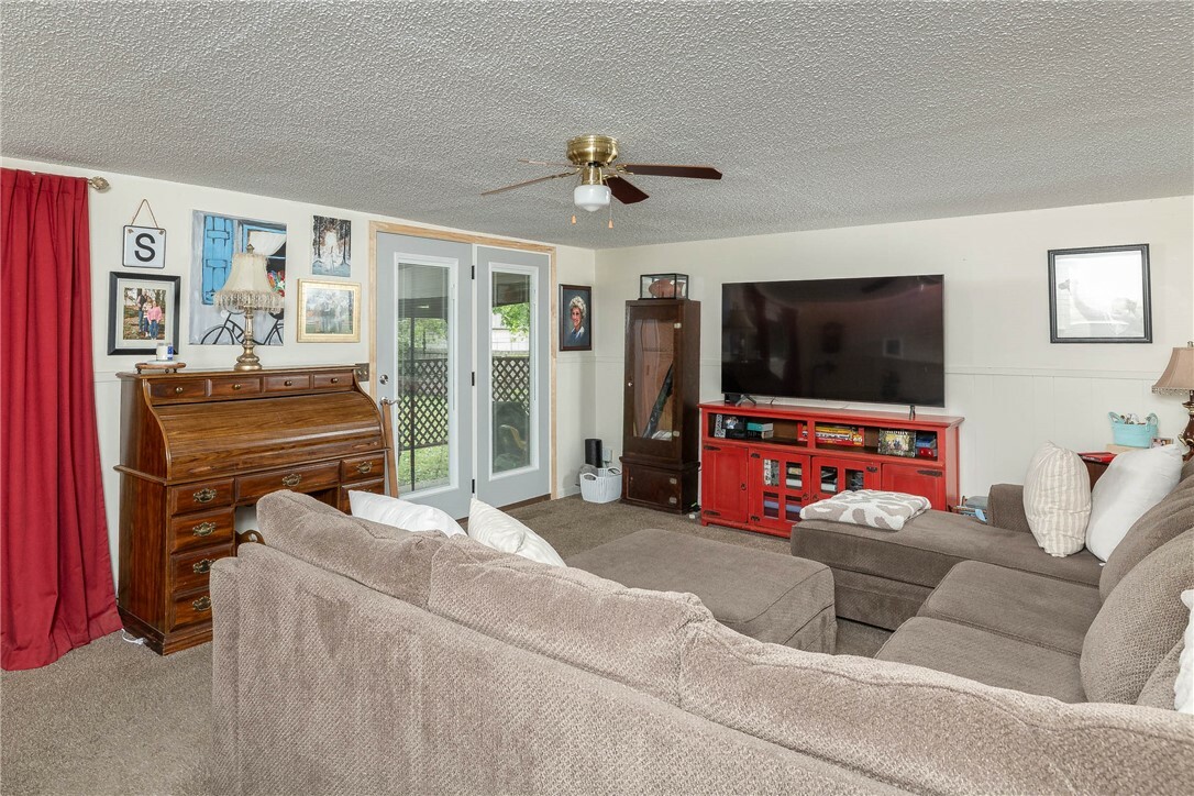 Property Photo: 1600 Westwood Avenue AR 72762