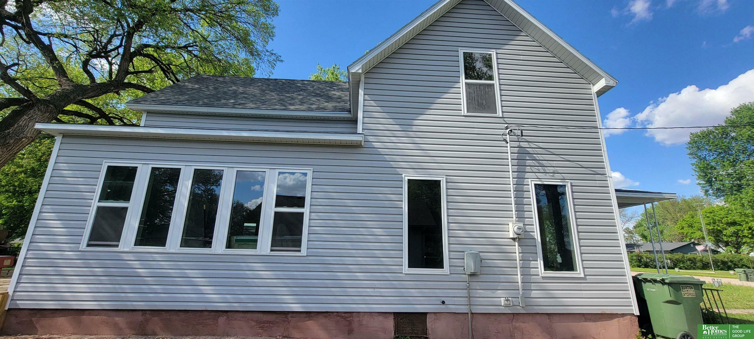 Property Photo: 1321 N Main Street NE 68371