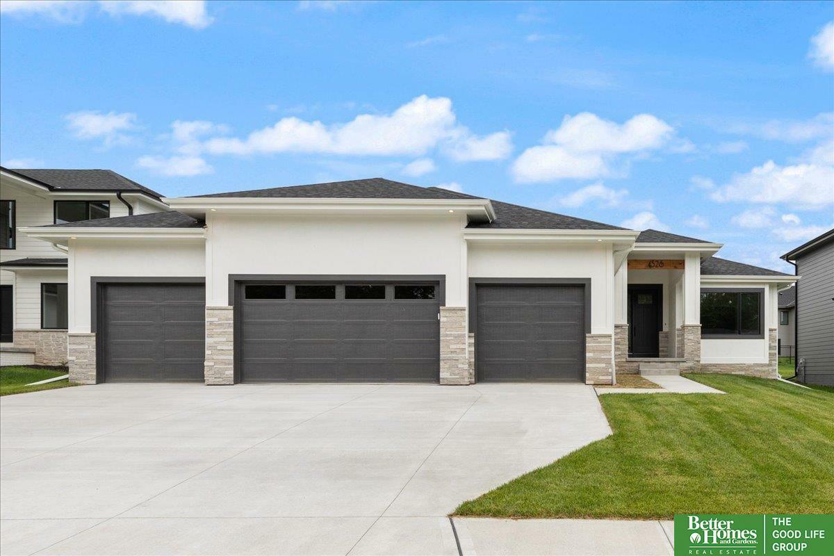 5729 N 196th Street  Elkhorn NE 68022 photo