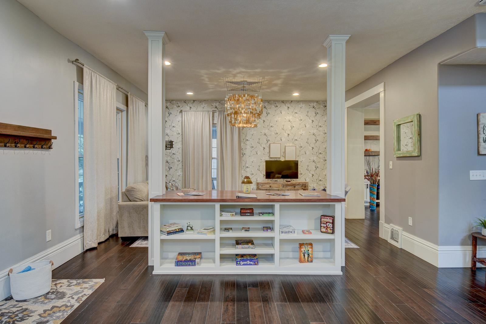 Property Photo: 132 N 39 Street NE 68131-0000