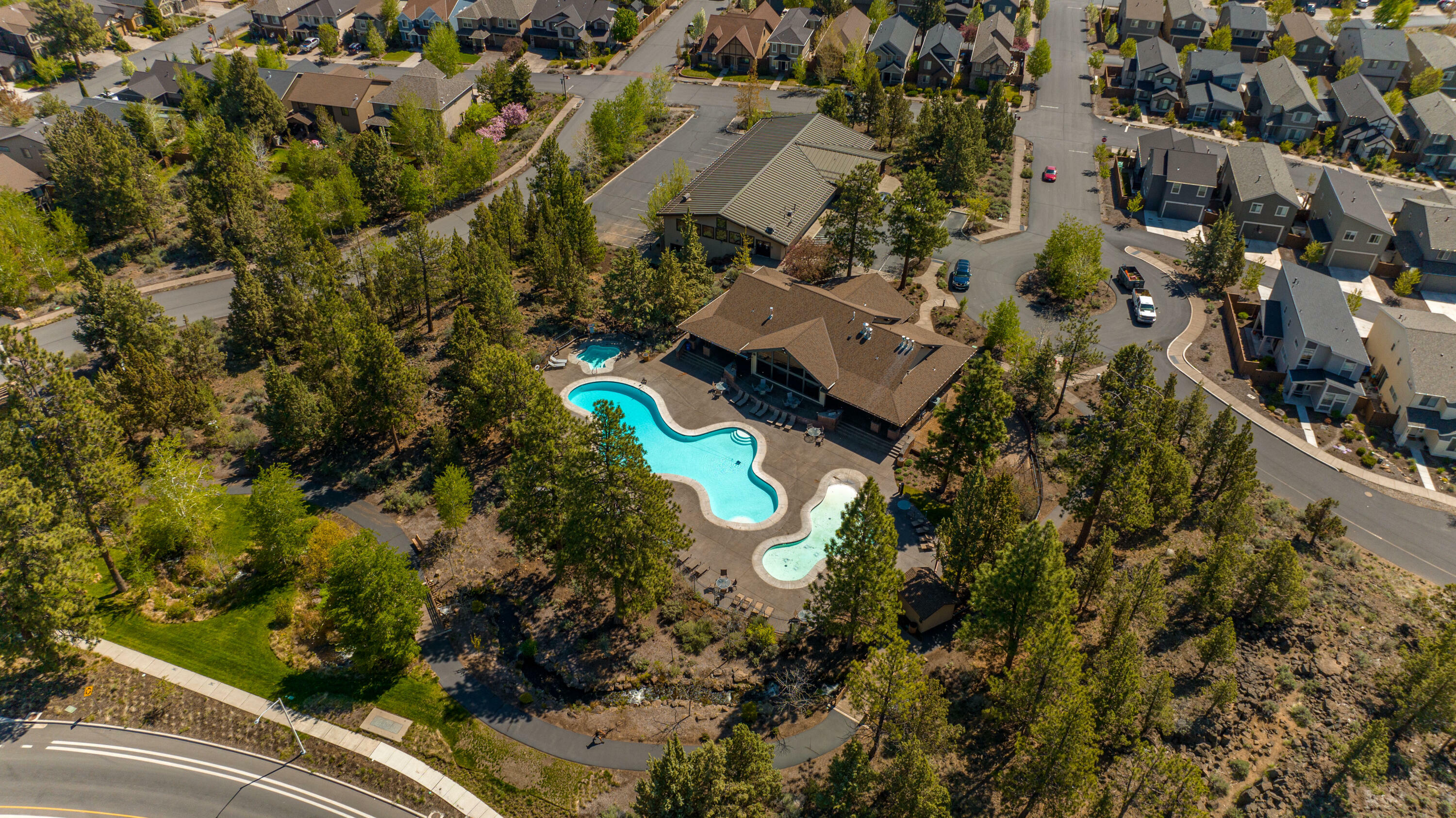 Property Photo: 61135 Ambassador Drive OR 97702