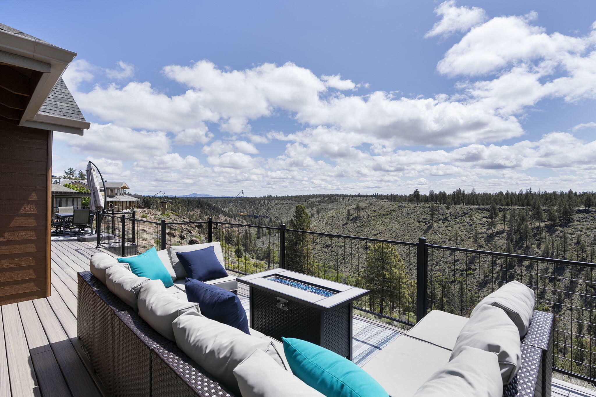 Property Photo: 17197 Mountain View Road OR 97759