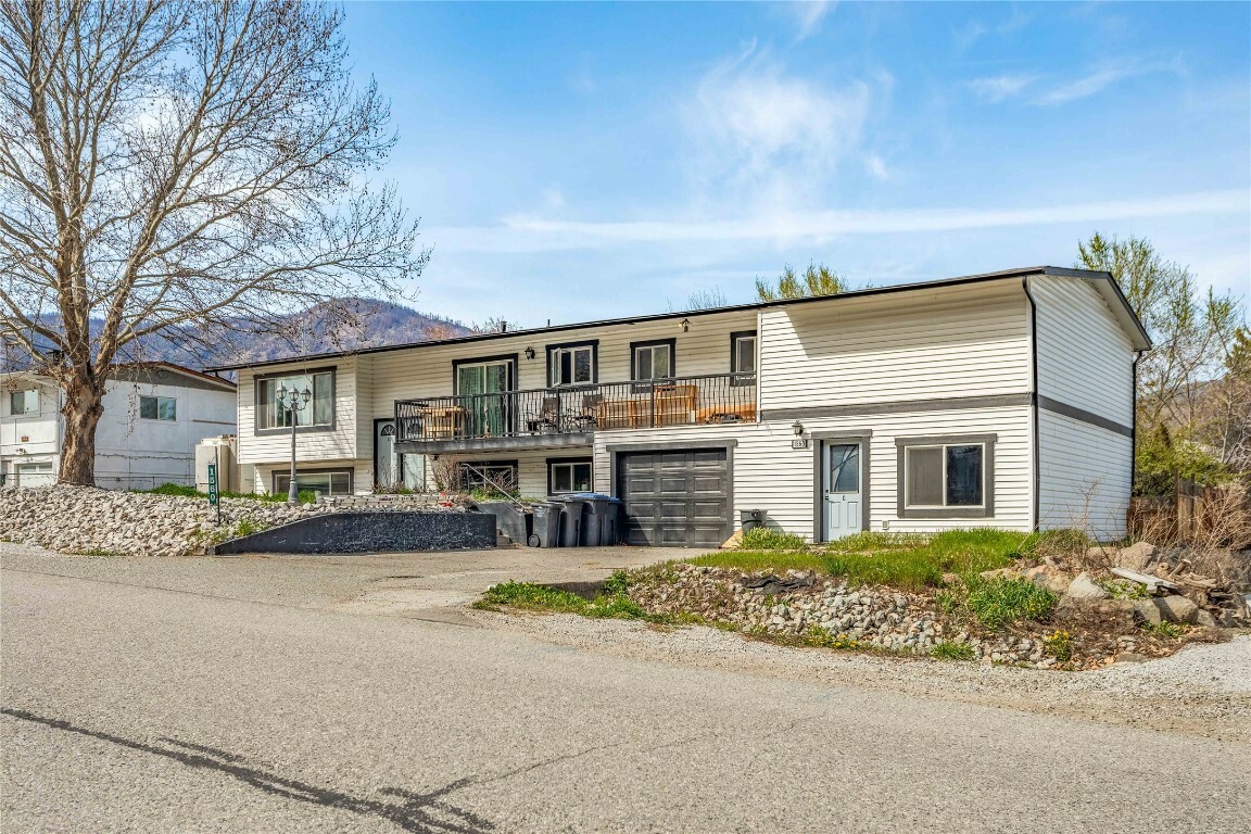 Photo de la propriété: 1560 Ponderosa Road BC V1Z 1N1