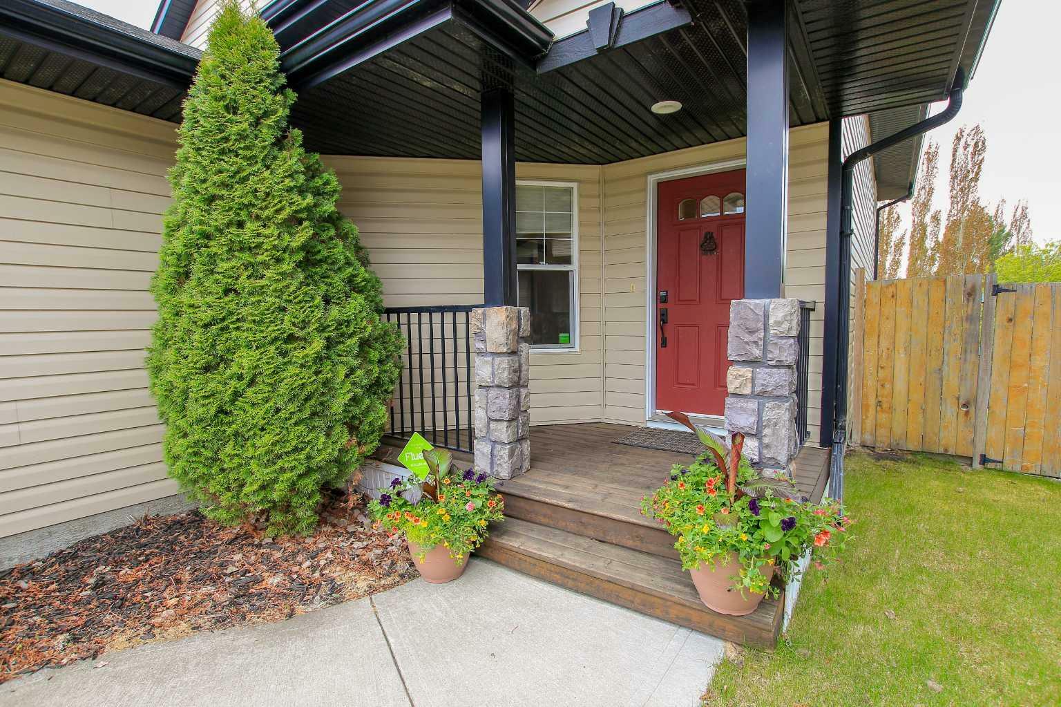 Property Photo: 23 Lamar Close AB T4R 3N9