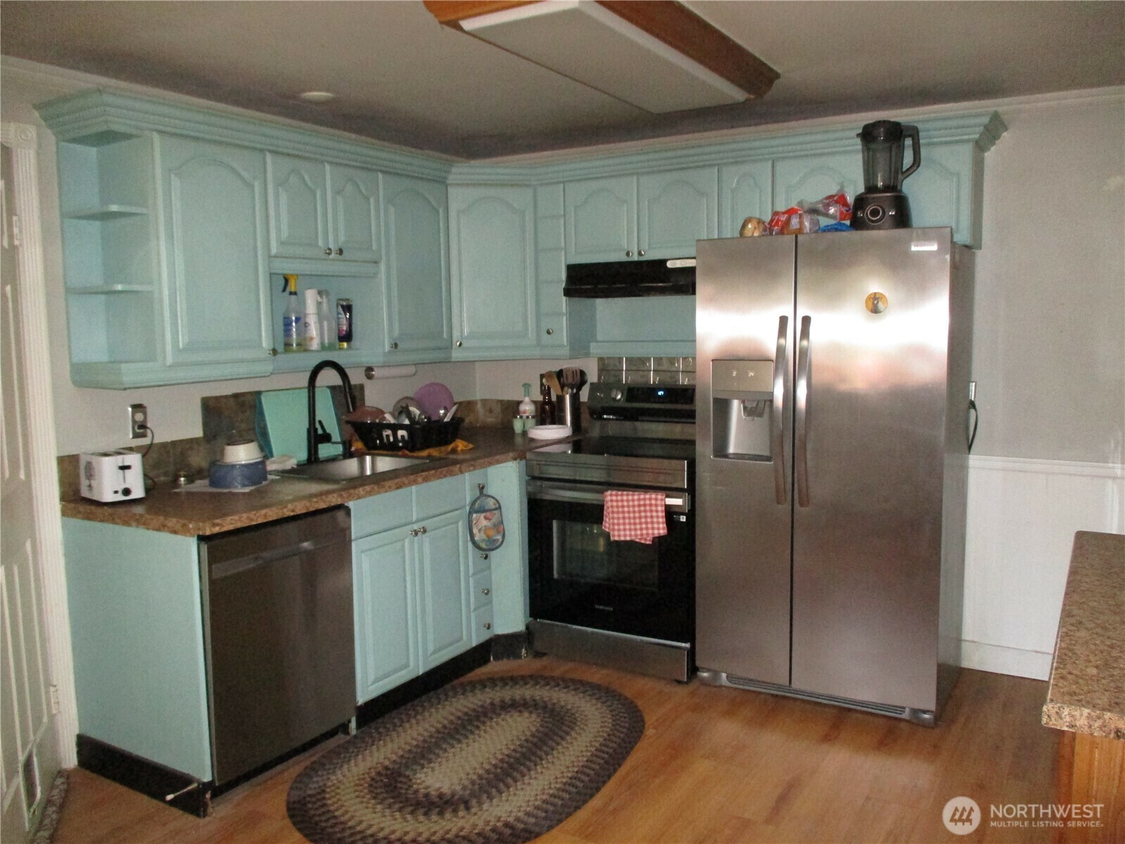 Property Photo: 5627 S Mullen Street WA 98409