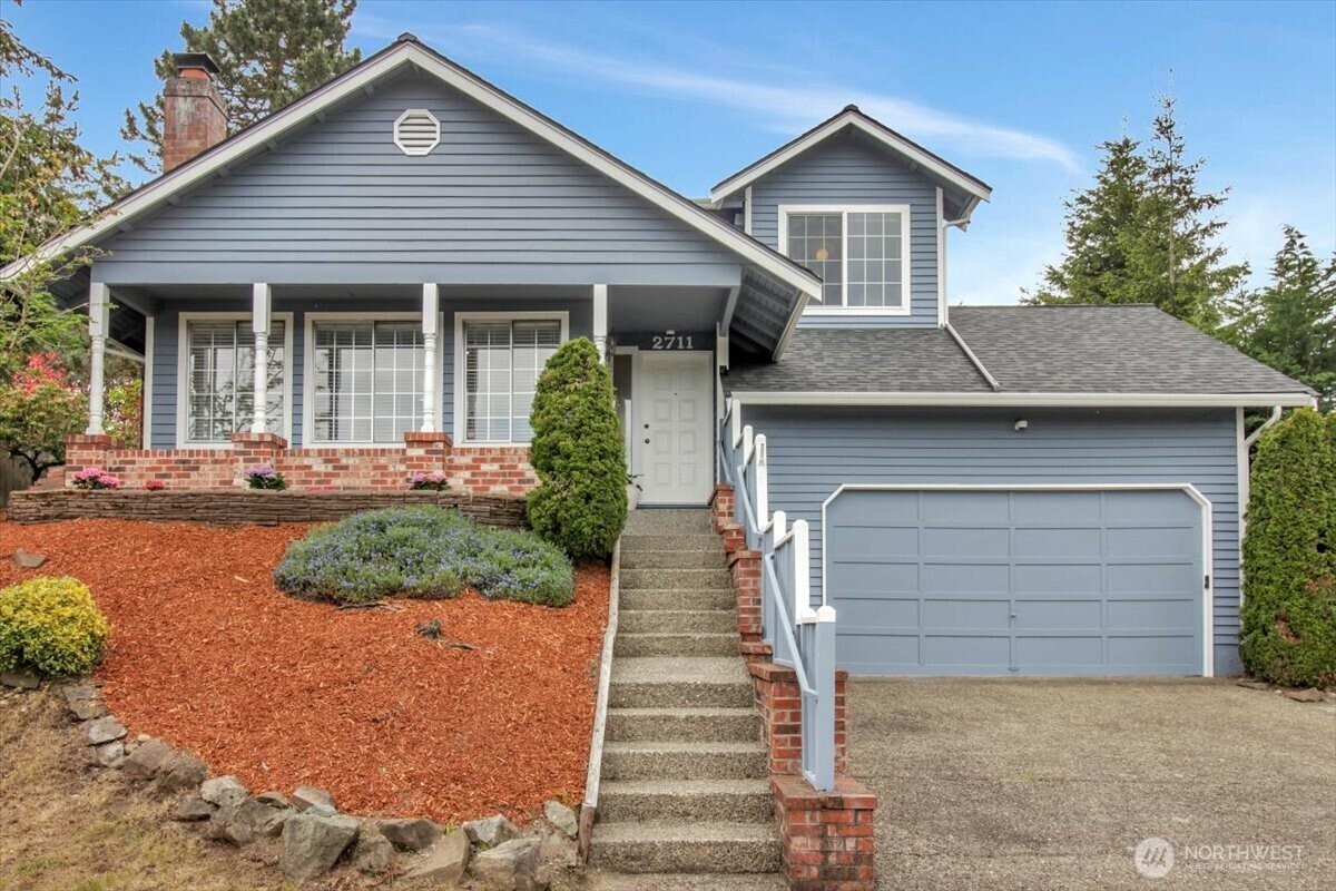 2711 NE 4th Court  Renton WA 98056 photo