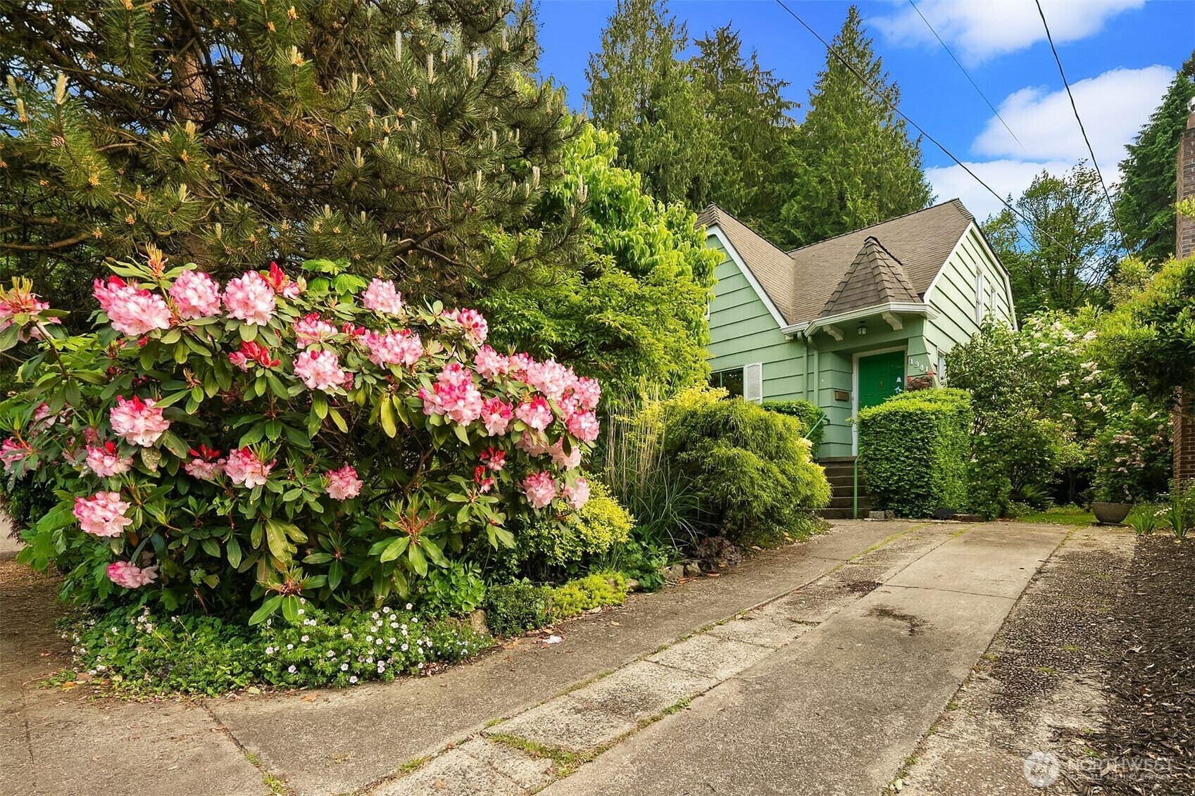 1941  Boyer Avenue E  Seattle WA 98112 photo