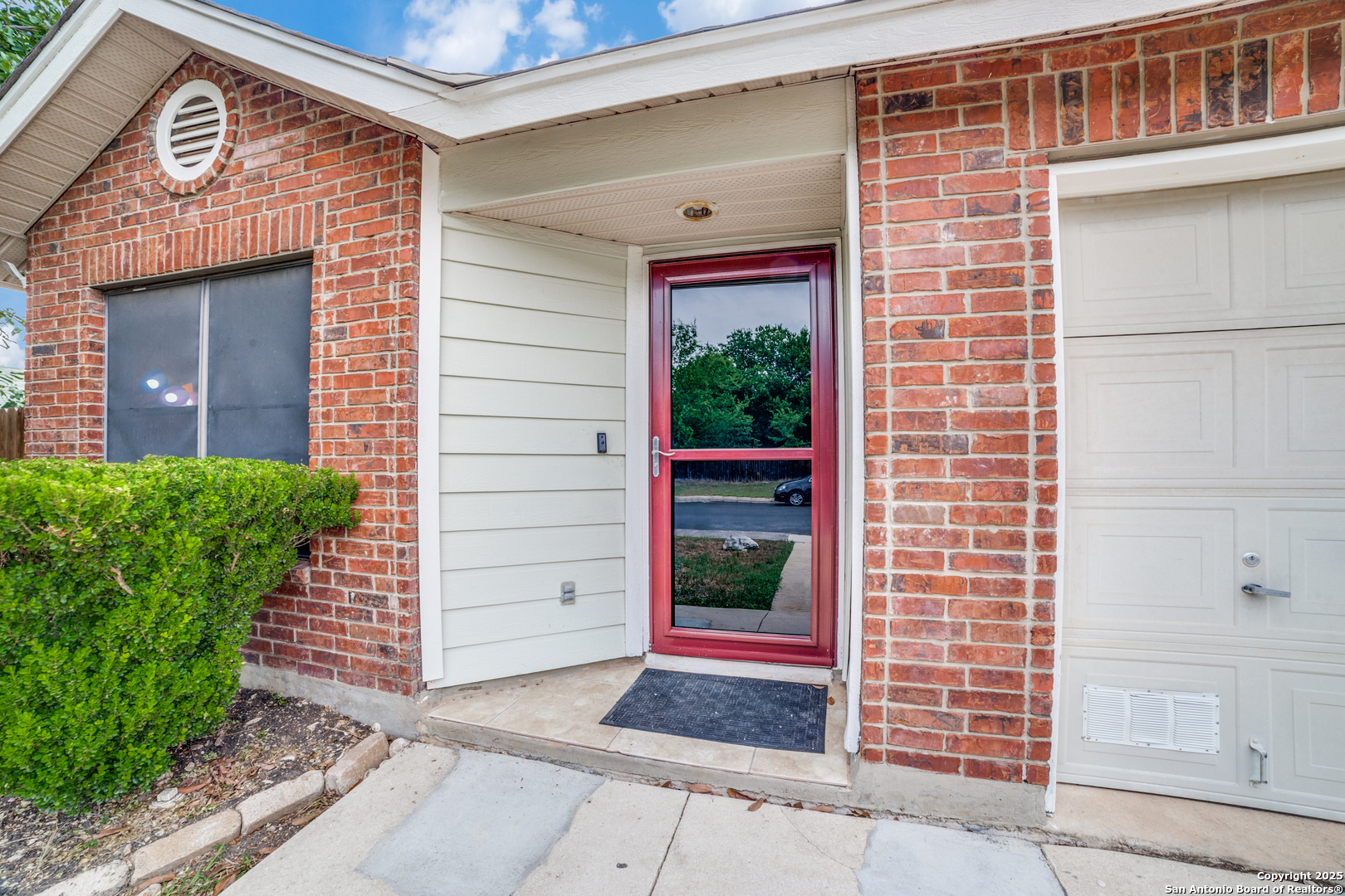 Property Photo: 2218 Gunter Bay TX 78245