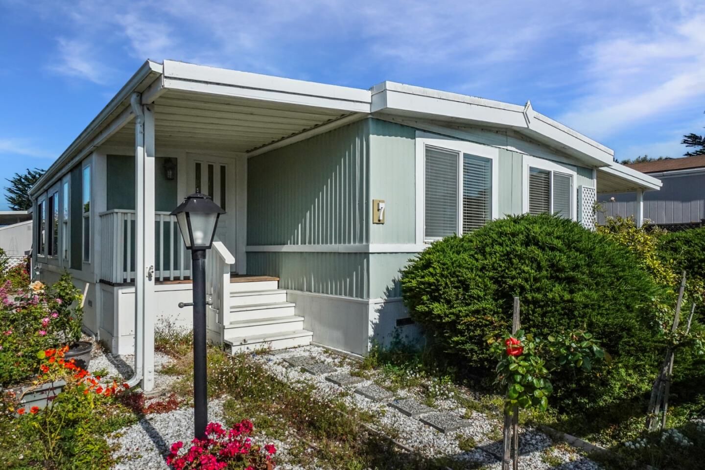 Property Photo: 7 Seashell Circle 7 CA 94019