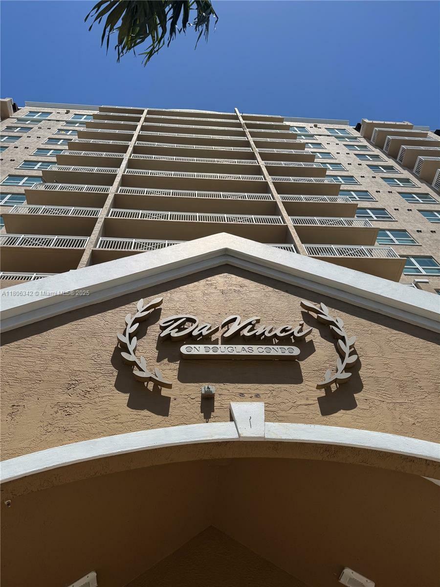 Property Photo: 2665 SW 37th Ave 1408 FL 33133