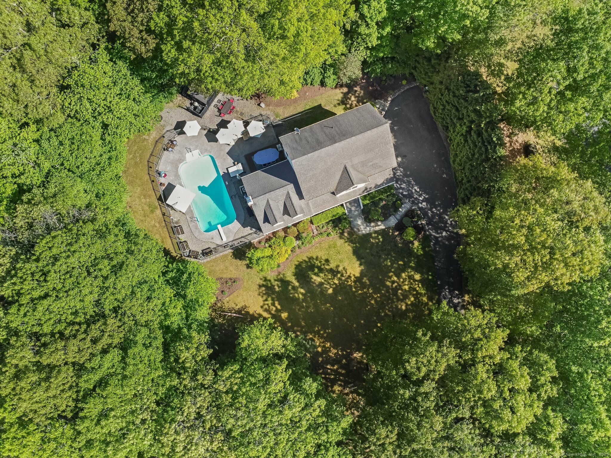 Property Photo: 56 New Lebbon Road CT 06482