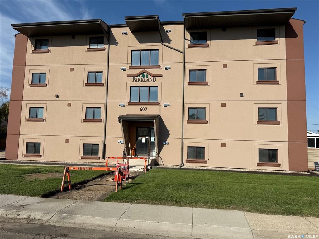 Photo de la propriété: 607 10th Street 104 SK S0K 2A0