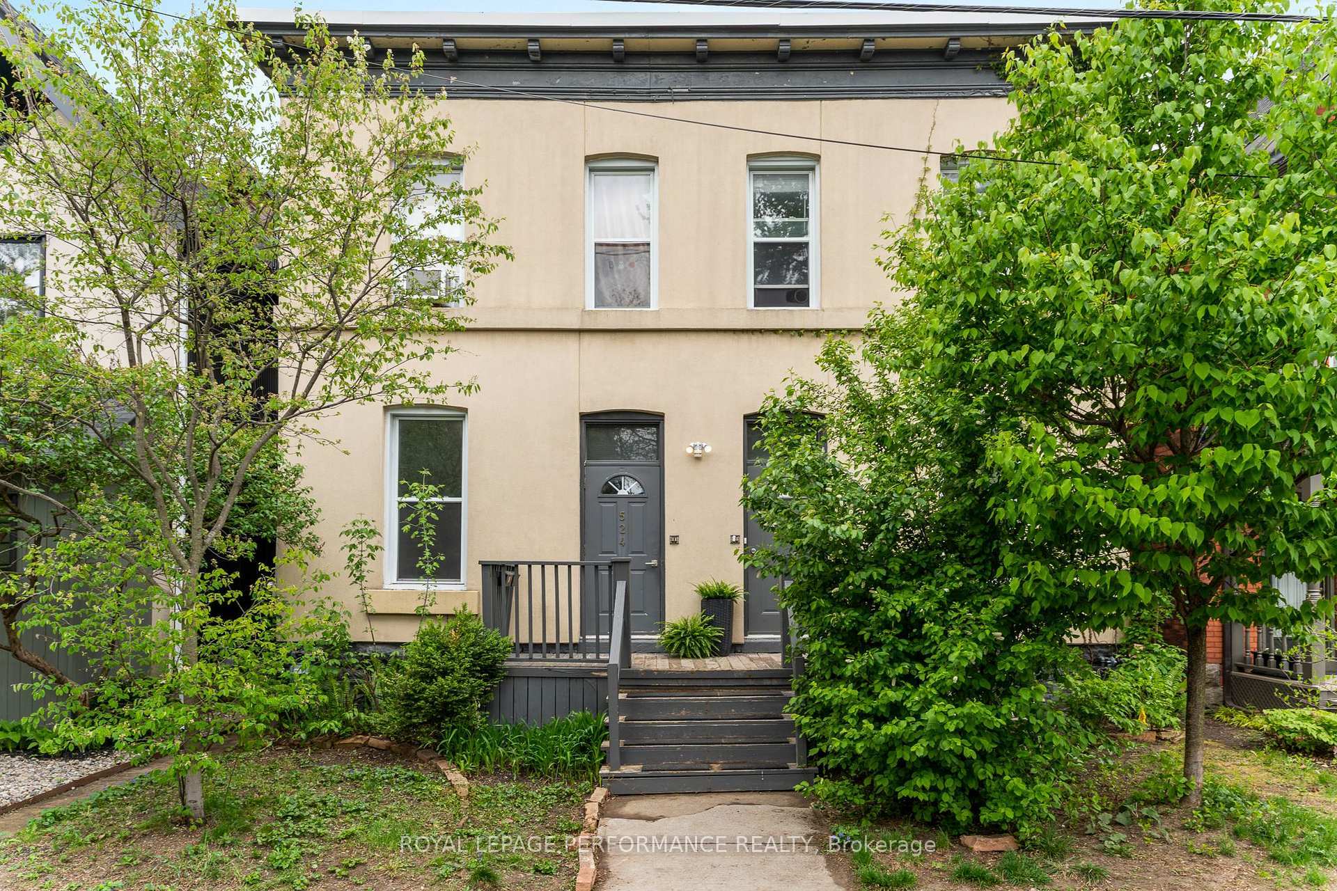 Property Photo: 522/524 Bay Street ON K1R 6B5