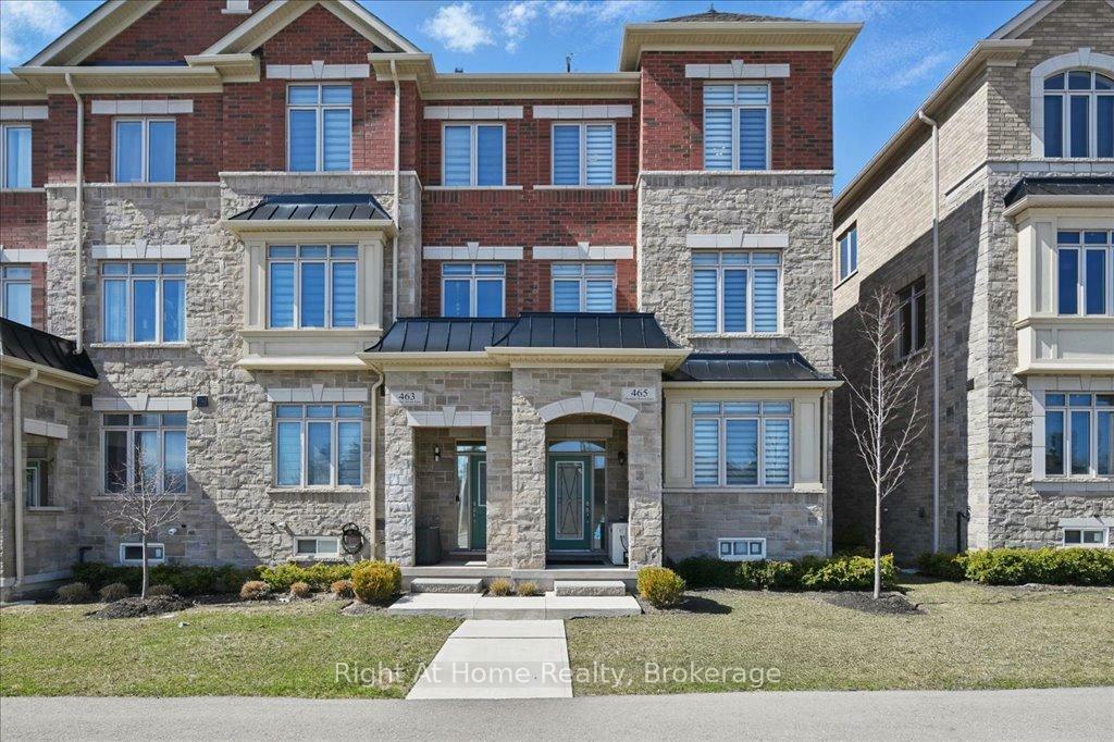 Property Photo:  465 Dundas Street E  ON L6H 3P4 