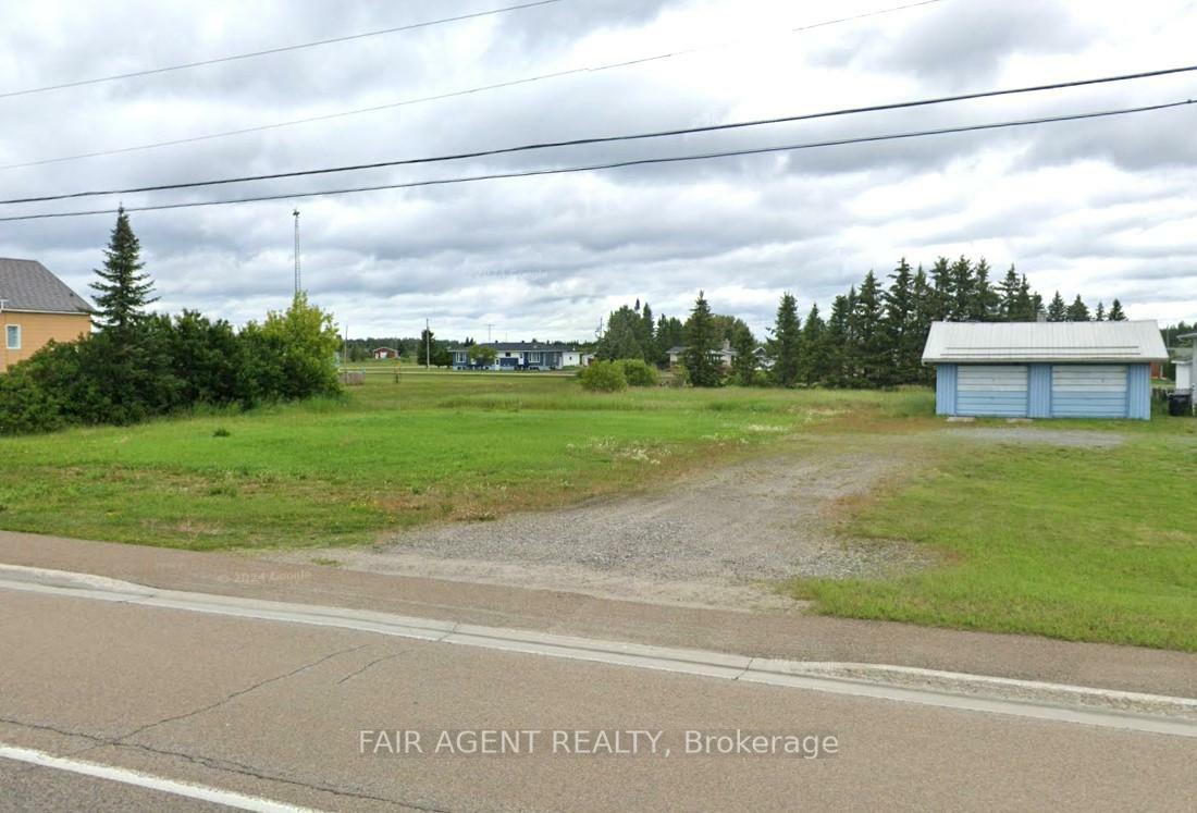 Property Photo:  318 Highway 11 N/A  ON P0L 1M0 