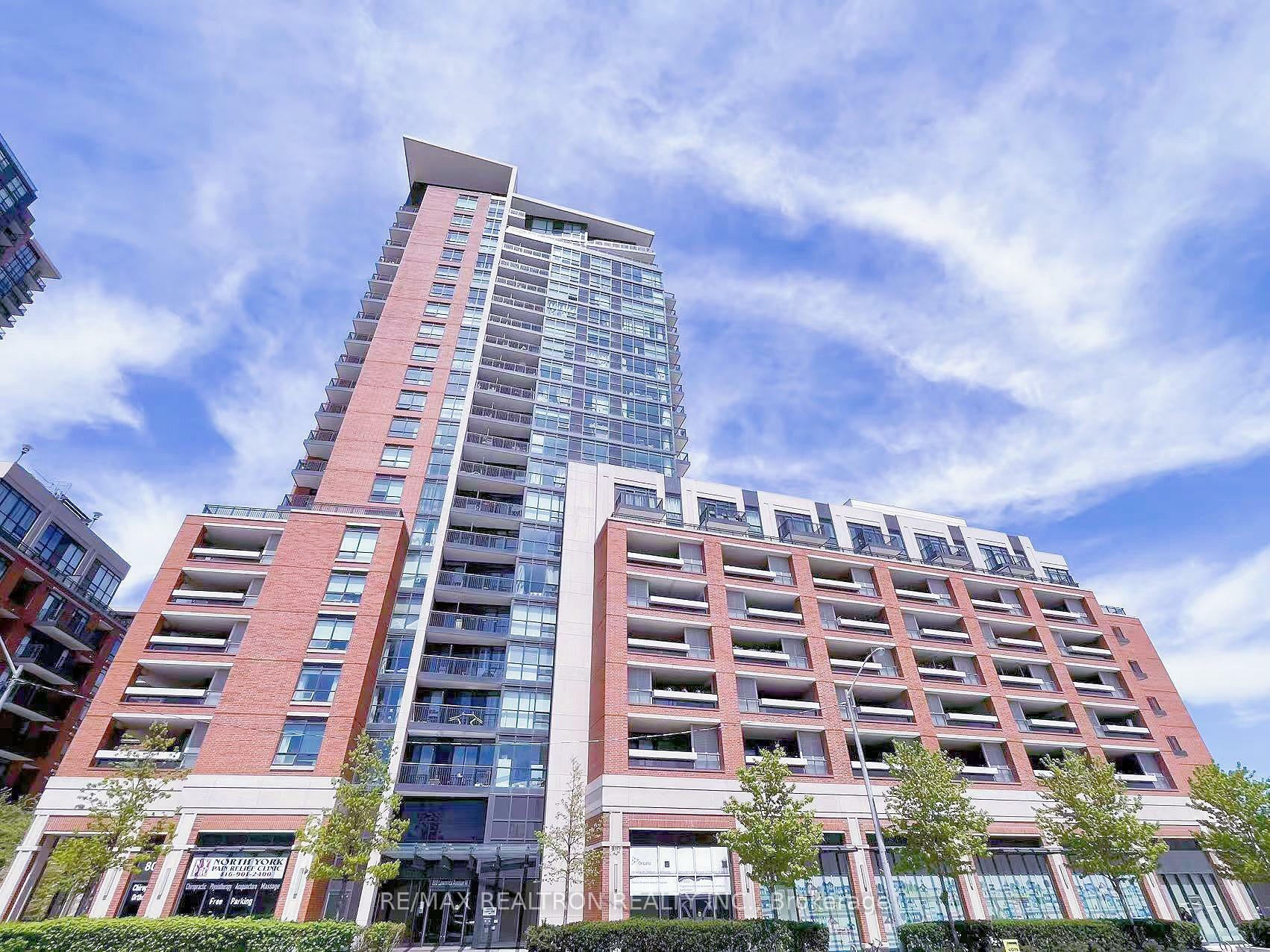 Property Photo: 800 Lawrence Avenue W 1021 ON M6A 1C3