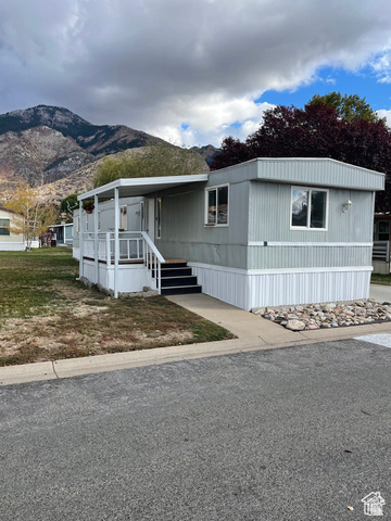 Property Photo: 1450 N Washington Blvd 22 UT 84404