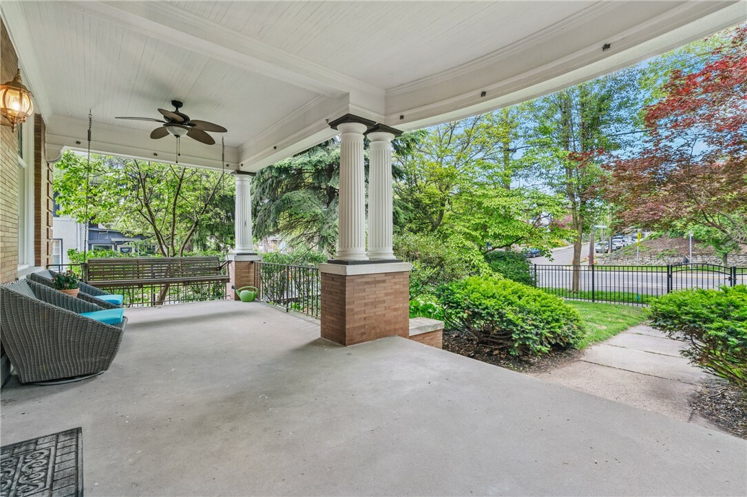 Property Photo: 1800 Wightman St PA 15217