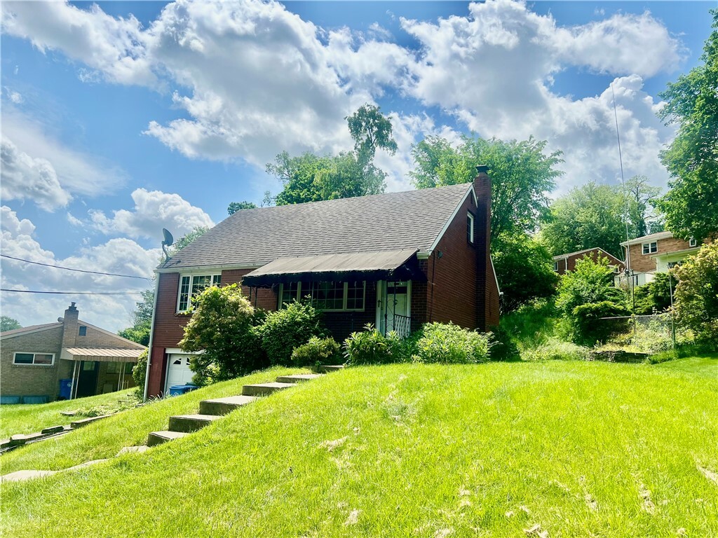 Property Photo: 535 Glen Shannon Dr PA 15234