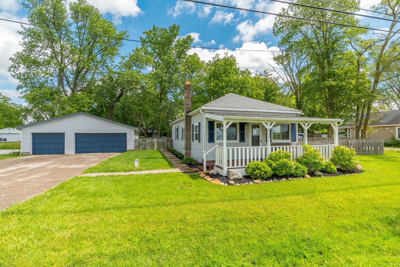 Property Photo: 4209 State Route 41 OH 45373