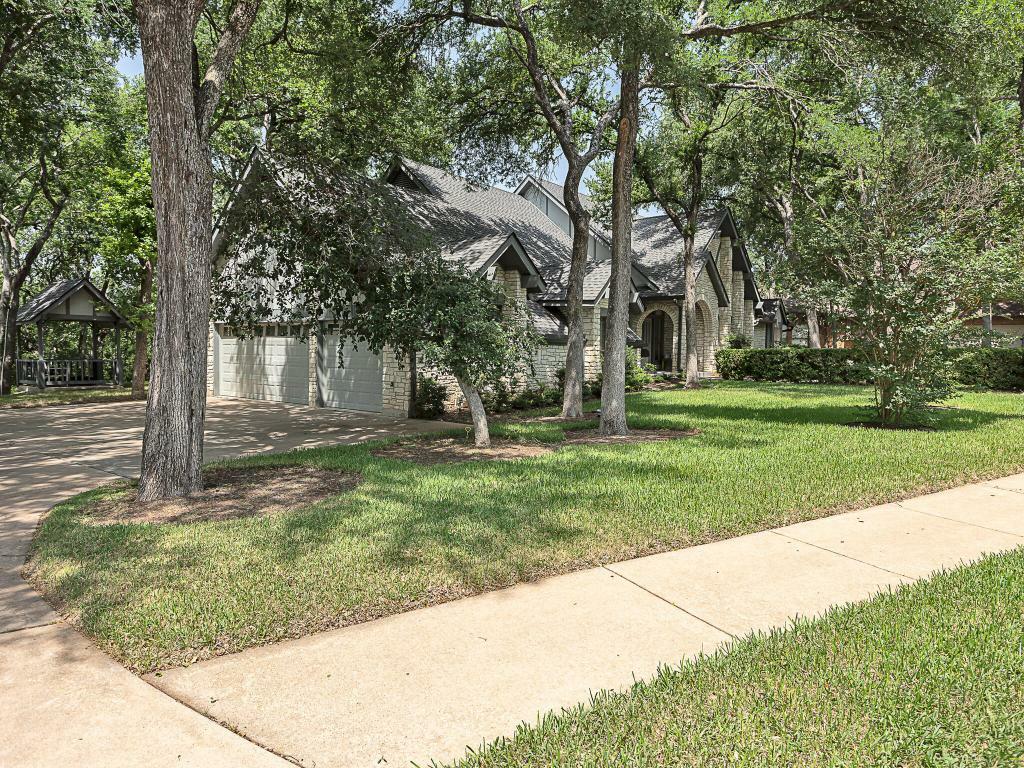Property Photo: 1400 Pearl Cove TX 78681